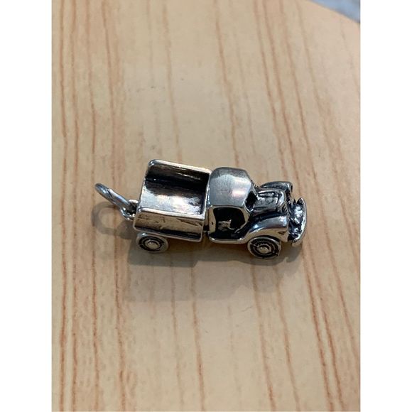.925 Vintage Moveable Truck Sterling Silver Jewelry Charm - Picture 4 of 7